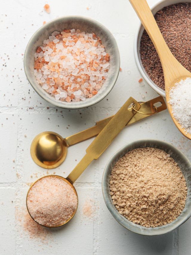5 Flavorful Alternatives to Salt for a Healthier Diet