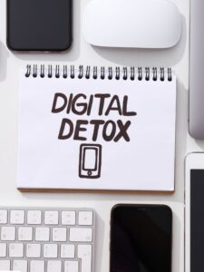 Read more about the article Digital Detox: Reduce Screen Time to Improve Productivity